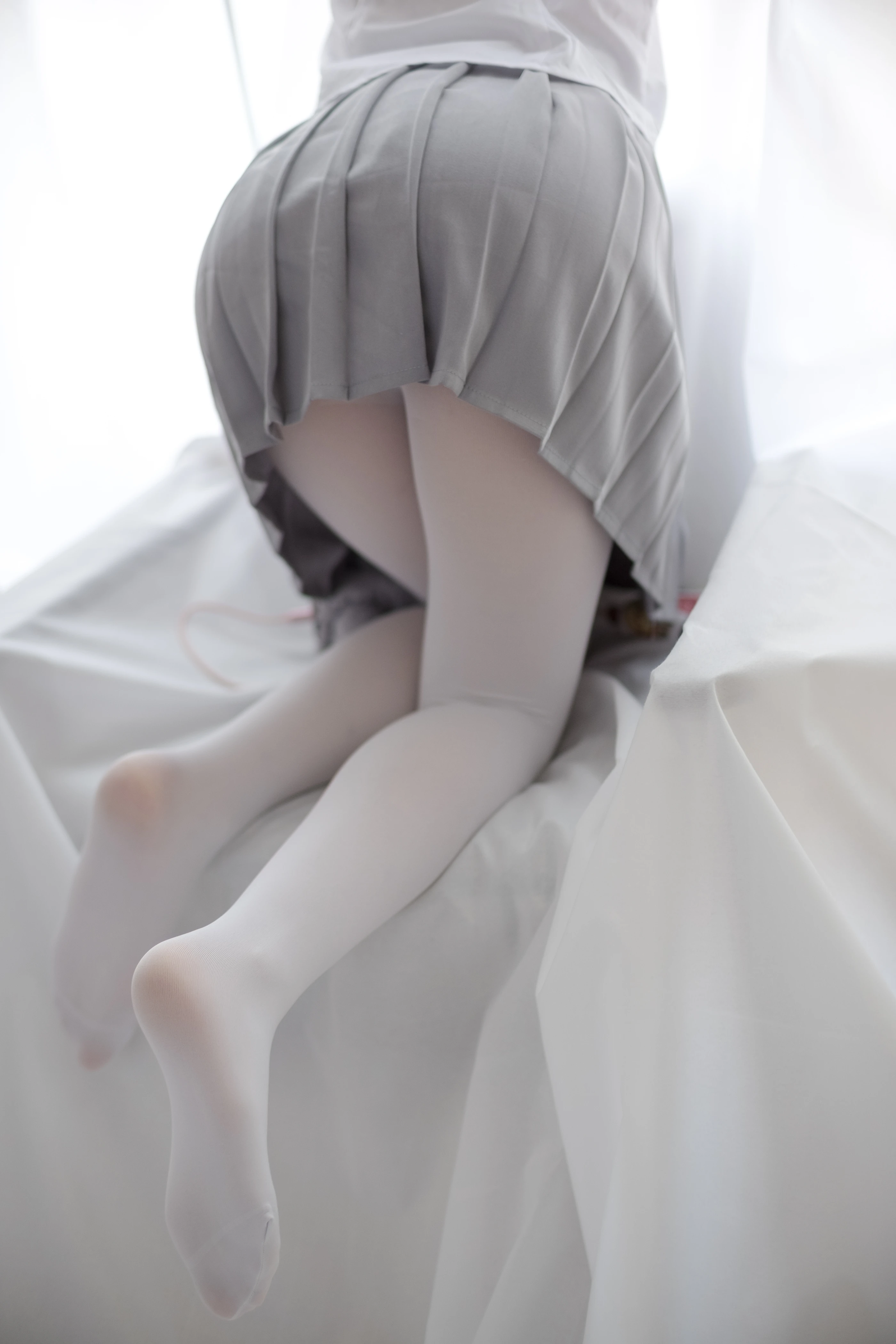 森萝财团 R15-045 [109P]插图3